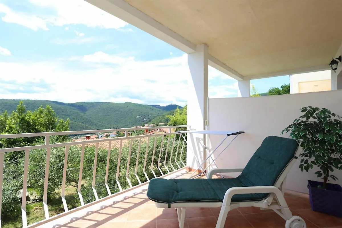 App For 5 Persons, Big Terrace, 2 Bdr, 299 Apartment Rabac